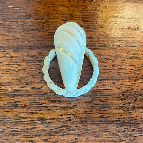 Carved Ivory with 14k gold accents - Picture 5 of 9